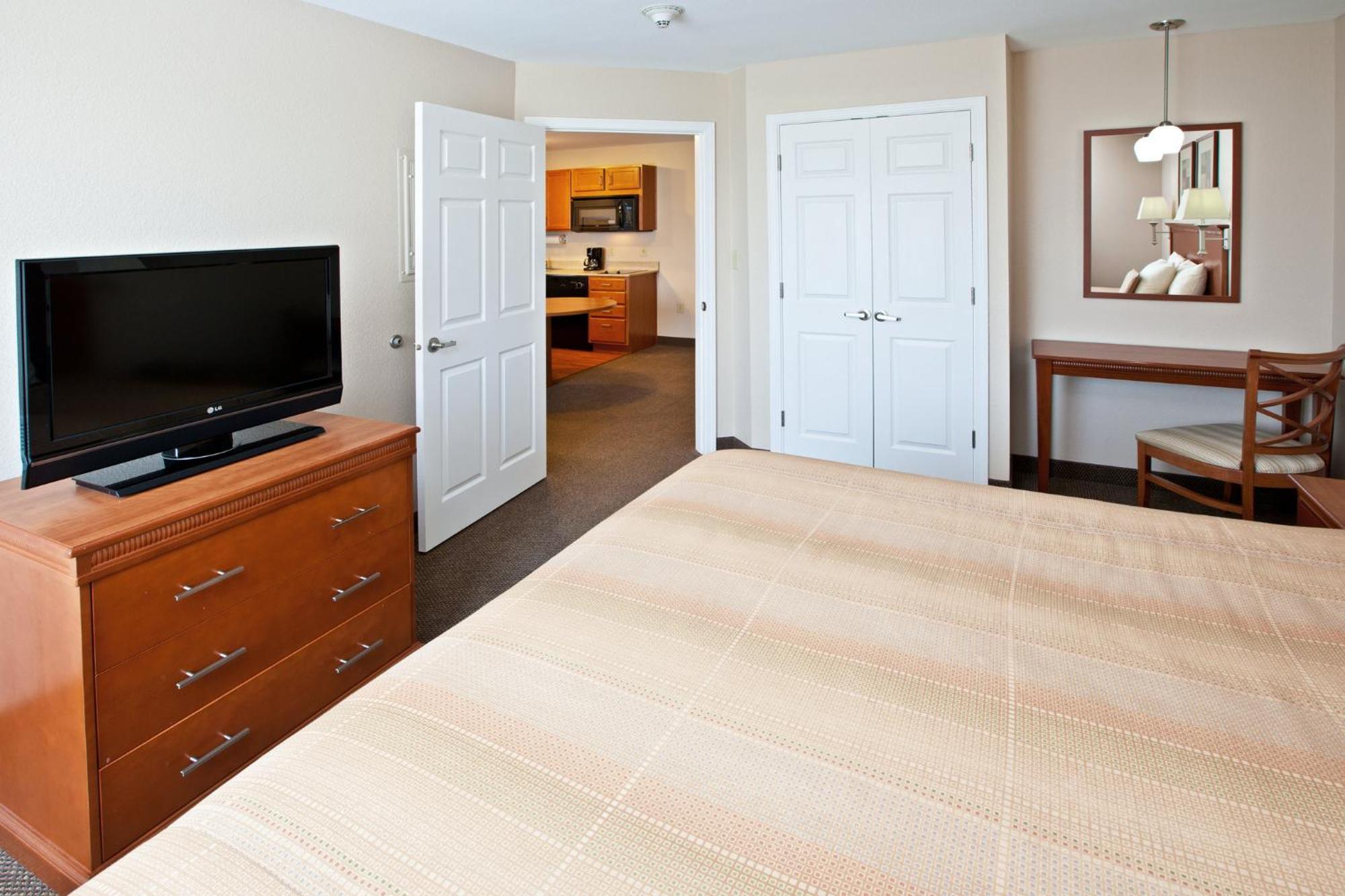 Candlewood Suites Louisville North By Ihg Кларксвілл Екстер'єр фото